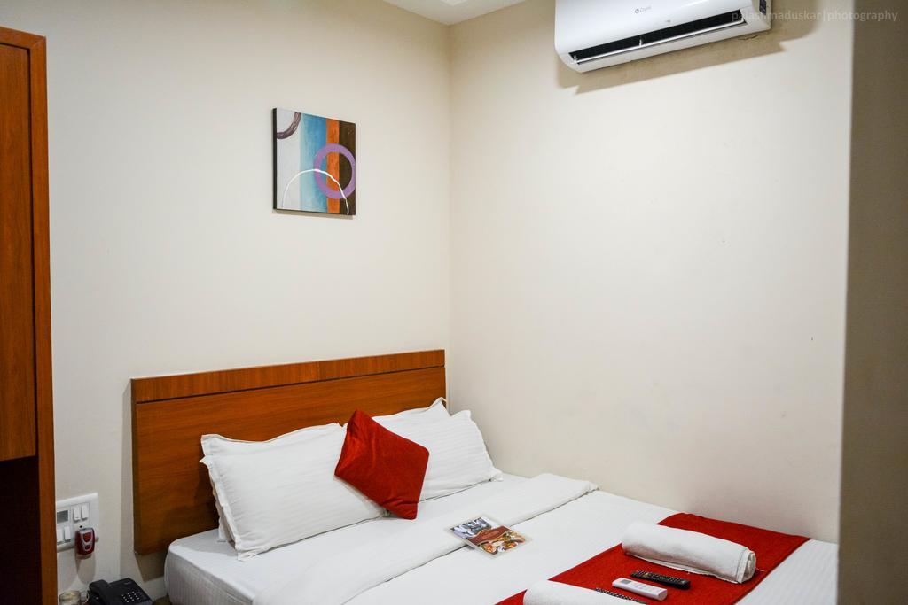 Ascot Inn Mumbai Dış mekan fotoğraf